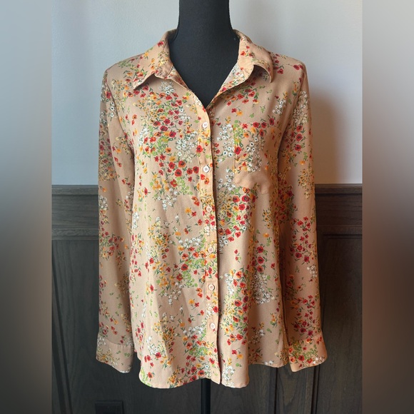 Adore Me Floral Button-Down Shirt - Beige and Red Small - Picture 2 of 7